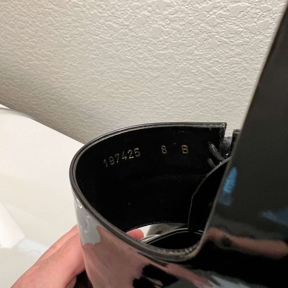 Gucci Patent Leather Peep Toe Patent Leather Booties Booties Sz 8 - Picture 4 of 9